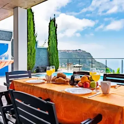 Villa da Bisa with heated swiming pool