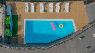 an overhead view of a swimming pool with at Vila Maria Quinta 6 