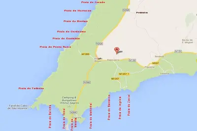 a map of syria with a bird on it at maresoul - Ferienapartment soul in Raposeira