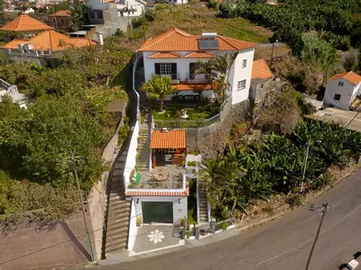 an aerial view of a house at O Meu Sonho in Calheta