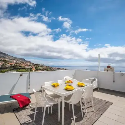 Rooftop Funchal - By Wehost
