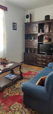 a living room with a couch and a coffee table at CASA Da CERCA ACHADA De GAULA in Santa Cruz