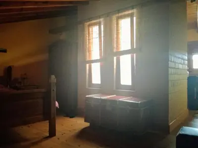 a room with two windows and a tub in a room at chabouco 2 (Mien) in Aljezur