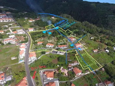 a map of a city with roads and buildings at Quinta dos Artistas in Santa Cruz