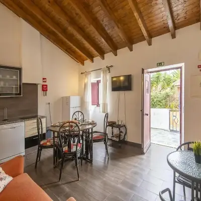 C14 - Casa da Luz