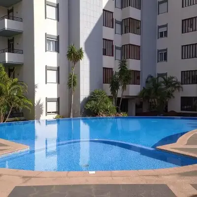 Garden's Apartment