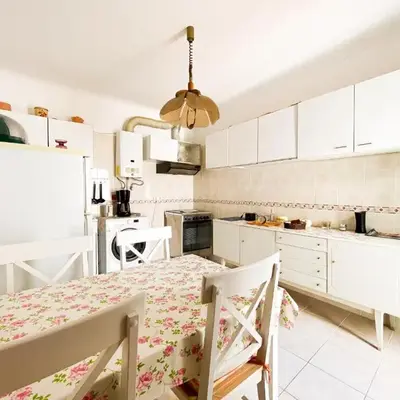Simple Beach Lovers' Retreat in Espiche #1888