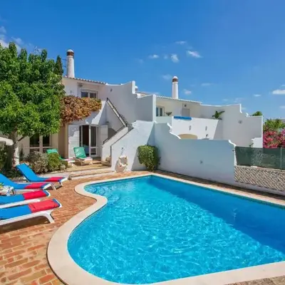 Villa Cinco by Villa Plus