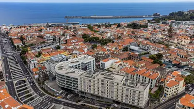 a screenshot of the under minutes of x website at Social Lodge Funchal Center - City View Rooftop in Funchal