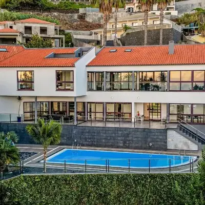 Vila Crerital - By Wehost