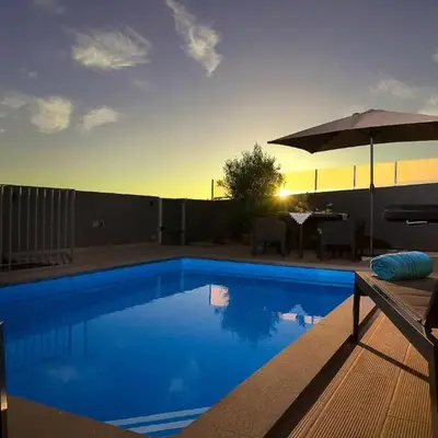 Villa da Silva (Heated Pool and Private Parking)