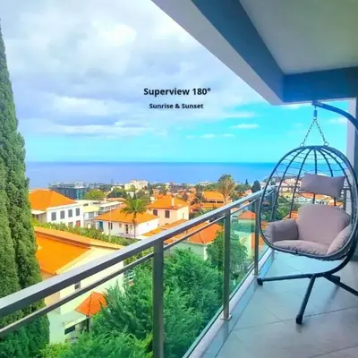 Spacious Summer Fresh Family Apartment with Panoramic Sea Views in Funchal