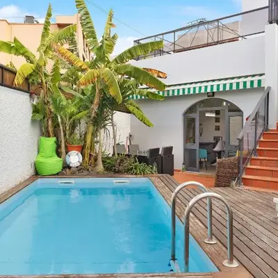 Villa Garajau House