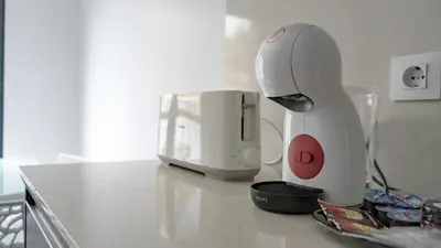a white blender sitting on top of a counter at Deluxe Living by LovelyStay in Funchal