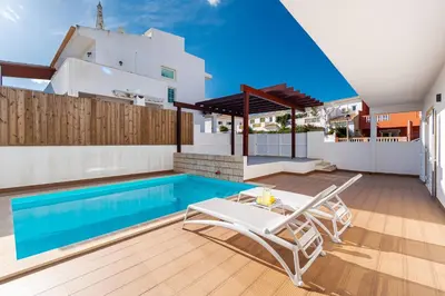 Gallery image of Holidays Octopussy in Montinhos da Luz
