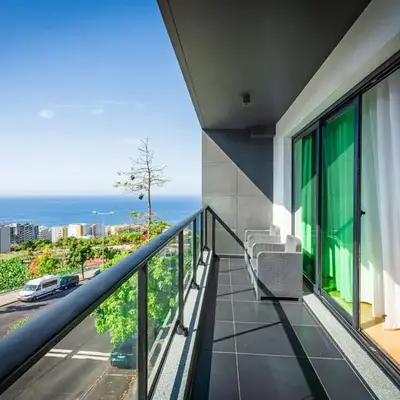 Leonor Seaview Apartment